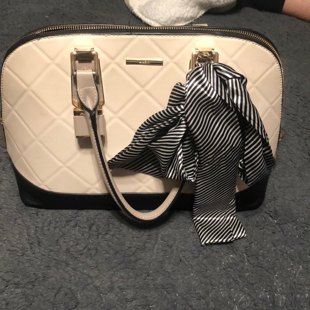 Aldo Purse